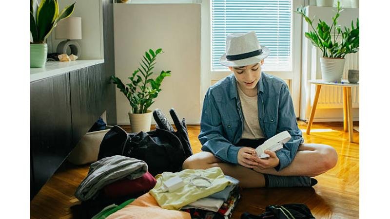 How Can You Pack Light for a Trip? A Practical Guide